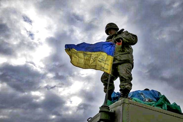 2017/11/ukrainiansoldier345345_1511504783.jpeg