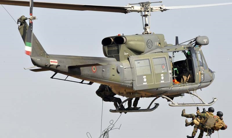 2018/02/Agusta-Bell-AB-212-43_1519748423.jpg