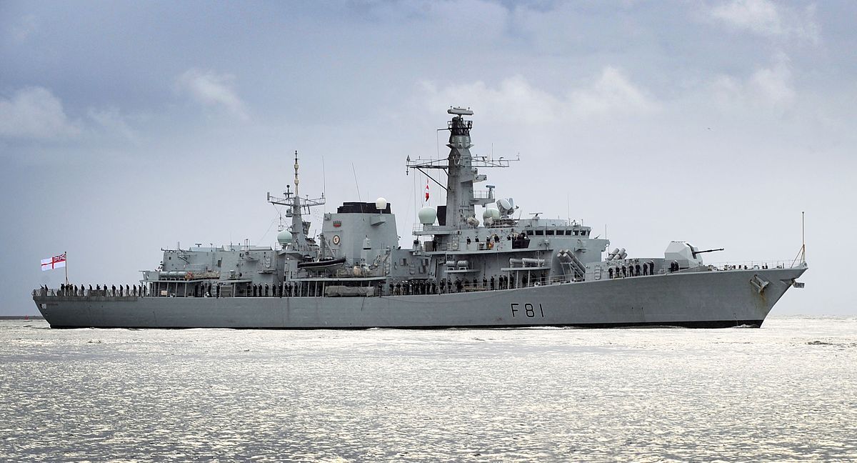 2018/02/HMS_Sutherland_(F81)_MoD45645_1518503341.jpg