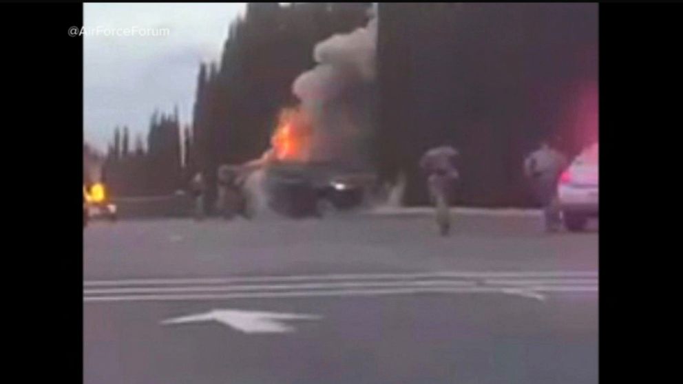 2018/03/travis-air-force-base-explosion-02-ht-jef-180322_hpEmbed_16x9_992_1521794935.jpg