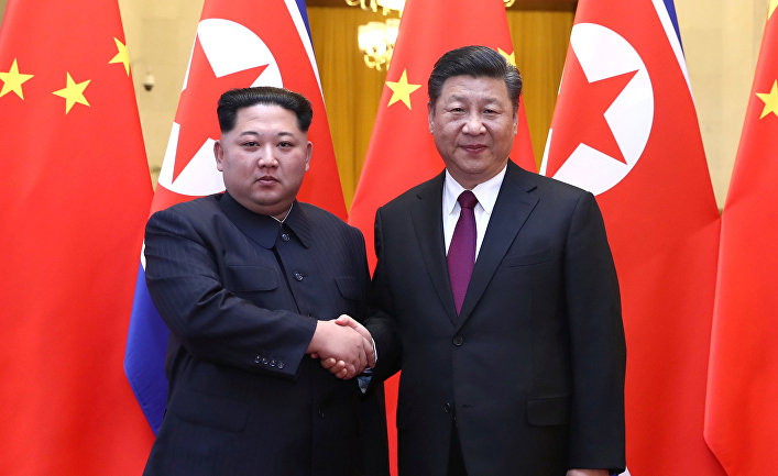 2018/05/2106-Kim-Çen-In-və-Si-Tsinpin_1526361913.jpg