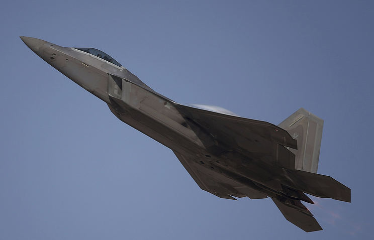 2018/05/2453-F-22-Raptor_1527746753.jpg