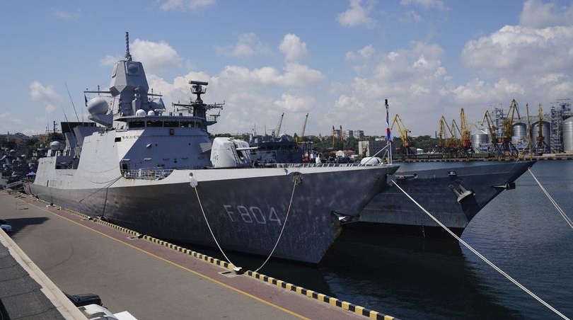 2018/07/0_NATO-ships-arrive-at-Ukrainian-port-of-Odessa_1532496976.jpg