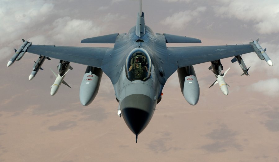 2018/07/F-16_Fighting_Falcon_1531245110.jpg