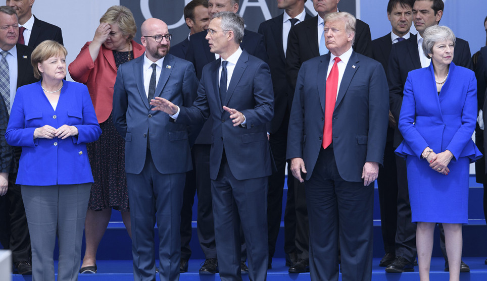 2018/07/blog_zuma_trump_nato_1531332483.jpg
