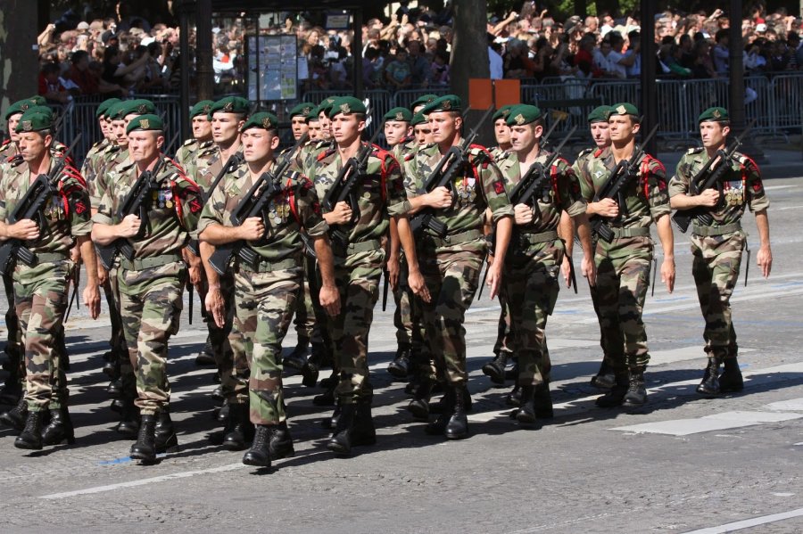 2018/08/France-fusilierfs_comando_marine_magazine_11_ArmyRecognition_001_1534853056.jpg