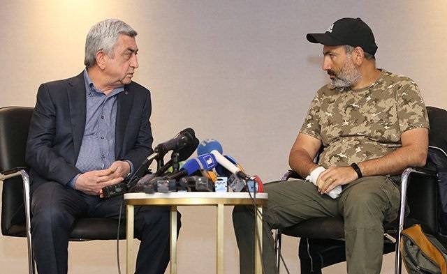 2019/04/Serj--1555744903.jpg
