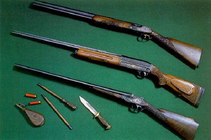 2019/07/Guns--1564396550.jpg