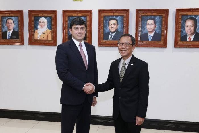 2024/10/malay-1728567360.jpg